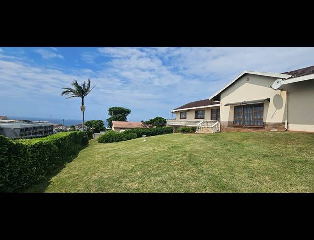 4 BEDROOM HOUSE FOR SALE IN MANABA BEACH